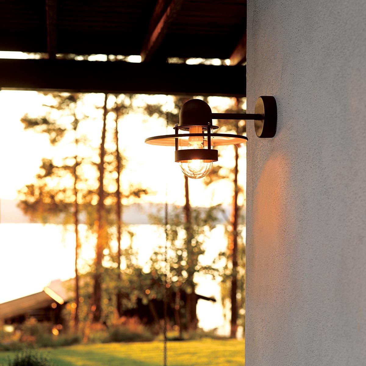 Bergen 1 Light Wall Lantern - Black - Comet Lighting