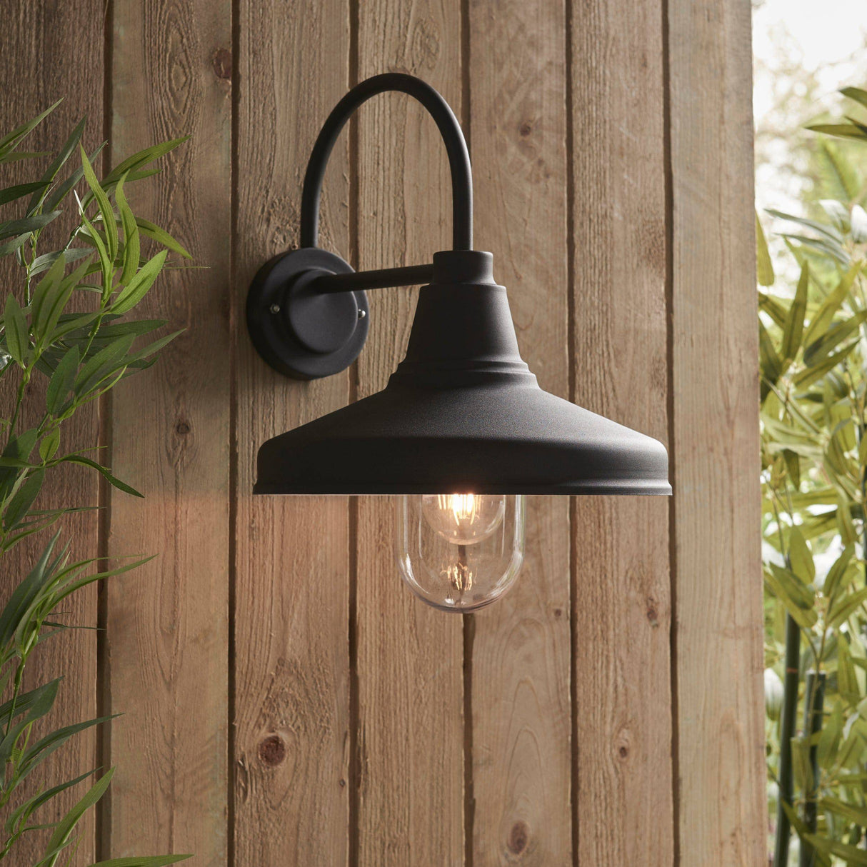 Farmhouse Outdoor Wall Light Black - Comet Lighting