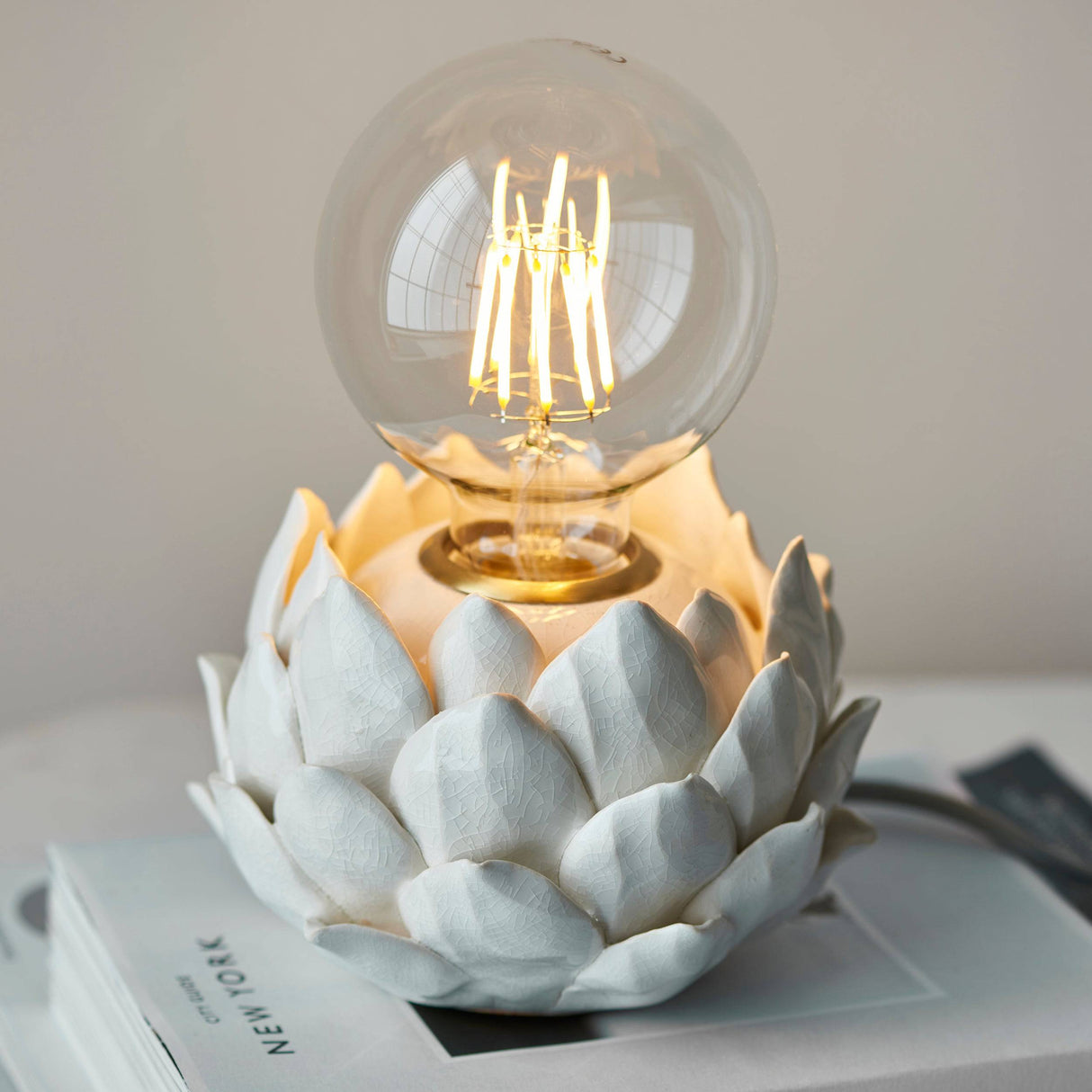 Artichoke 1lt Table - Comet Lighting