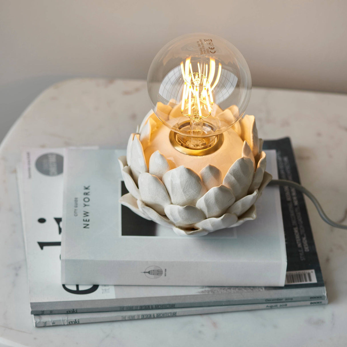 Artichoke 1lt Table - Comet Lighting