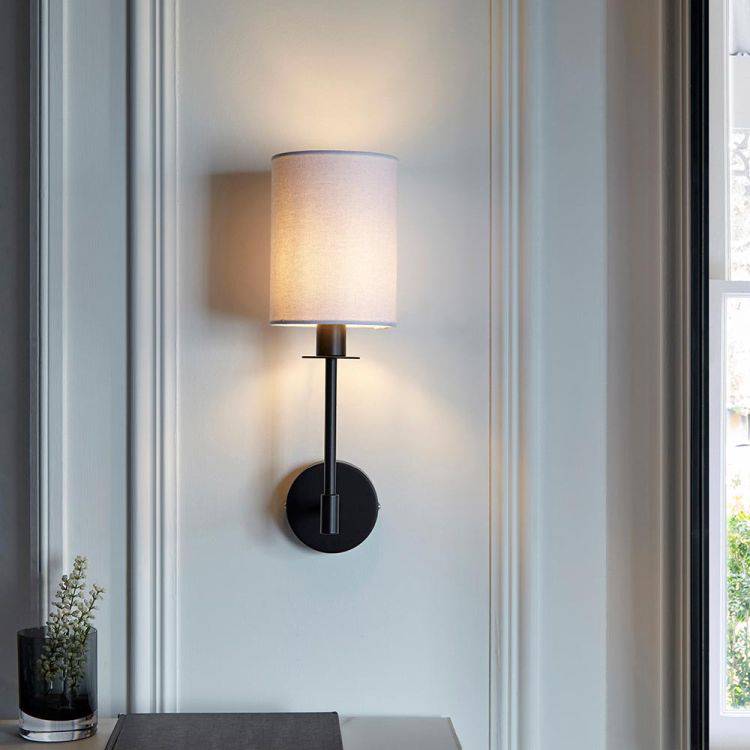 Gila Wall Light Matt Black - Comet Lighting