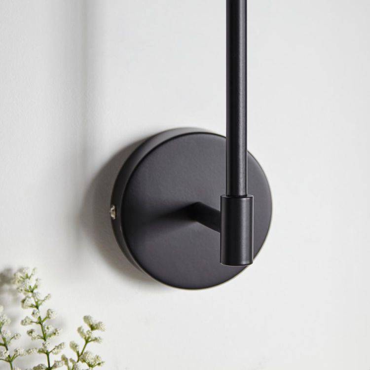 Gila Wall Light Matt Black - Comet Lighting