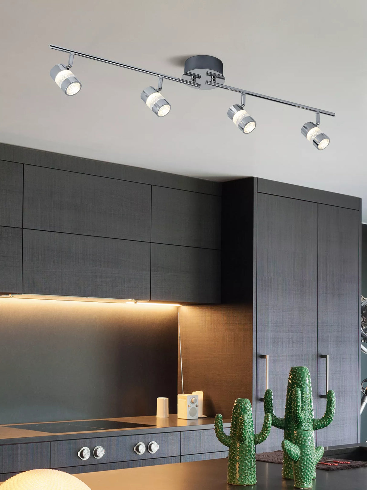 Searchlight Bubbles Chrome 4 LED Adjustable Bar Spotlight Bubbles Effect
