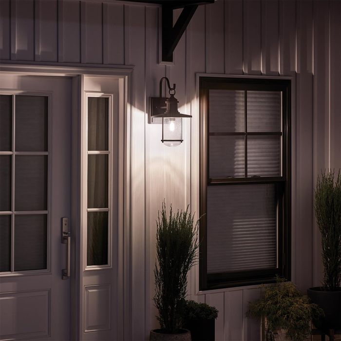 Riverwood XL Wall Lantern