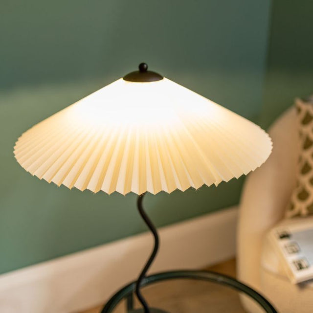 Wiggle Table Lamp With Origami Shade 