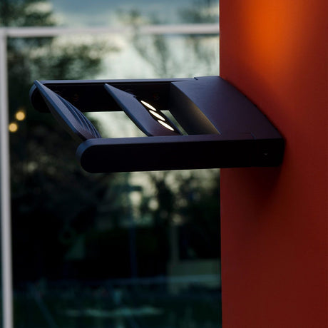 Sigmuns 6 Light Wall Light - Comet Lighting